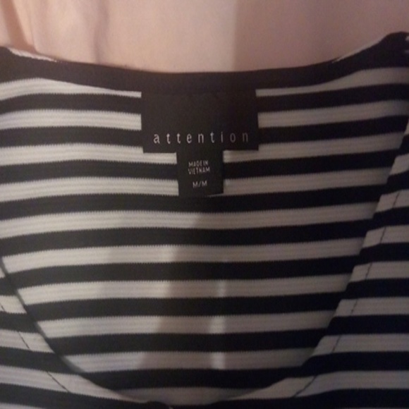 White and black dress - Picture 2 of 4